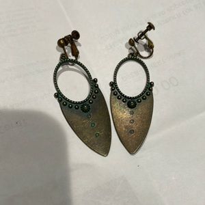 Antique look clip on earrings